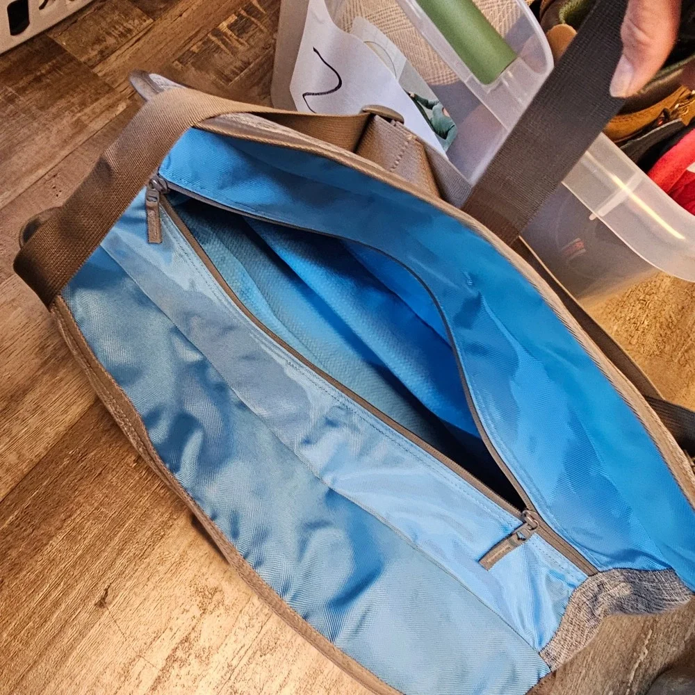Timbuk2 Messenger Bag Grey Heather Blue Lining Adjustable Strap Laptop Travel